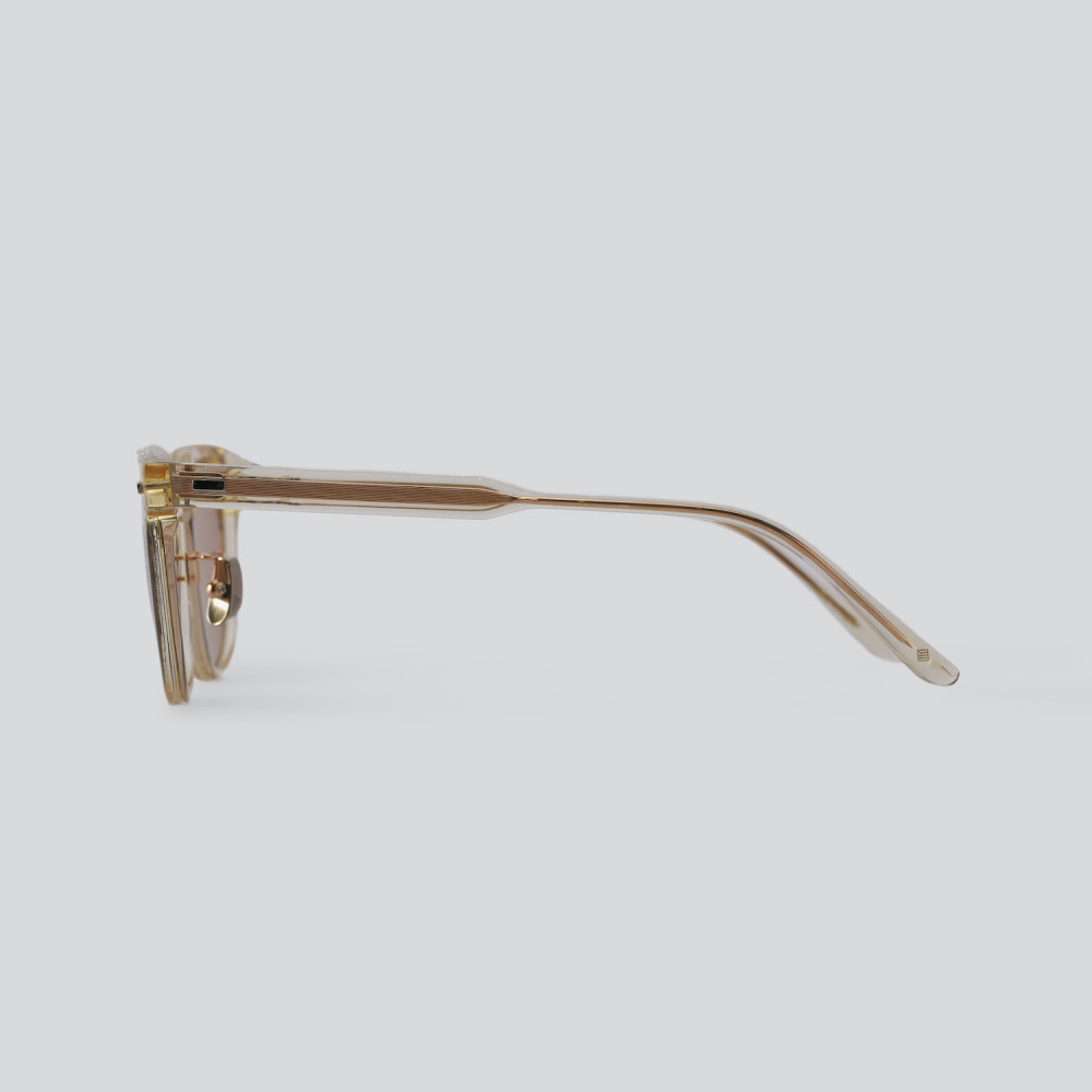 マッドネス アキラ＆サンズ ウエアハウス サングラス アンバー/ブラウン レンズの色が変わるサングラス/OUTDOOR EDITION Zoff｜YURIE